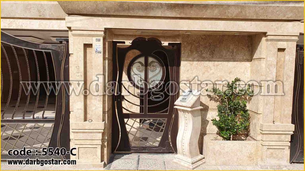 5540-C درب ورودی حیاط